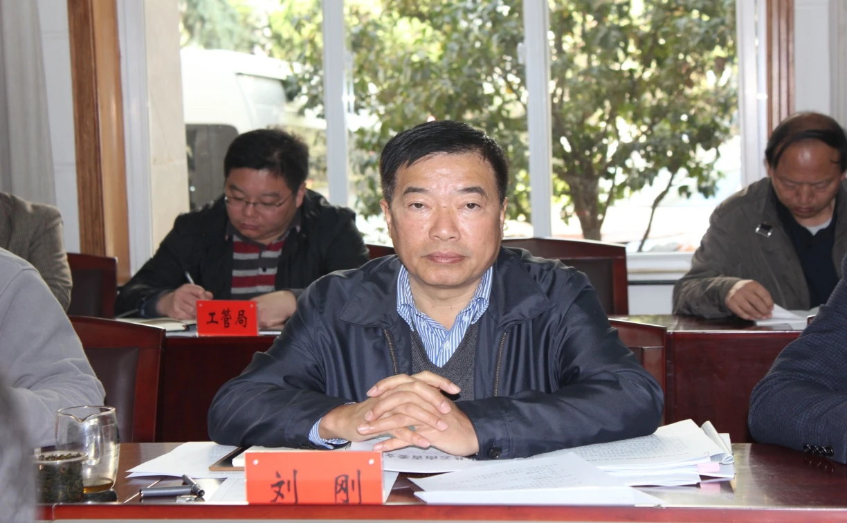 clip_image001.jpg clip_image001.jpg